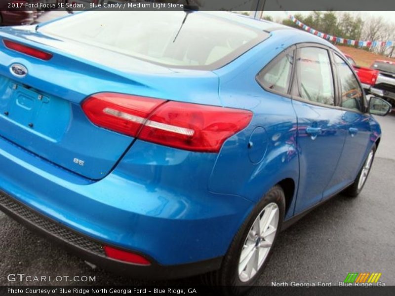 Blue Candy / Medium Light Stone 2017 Ford Focus SE Sedan