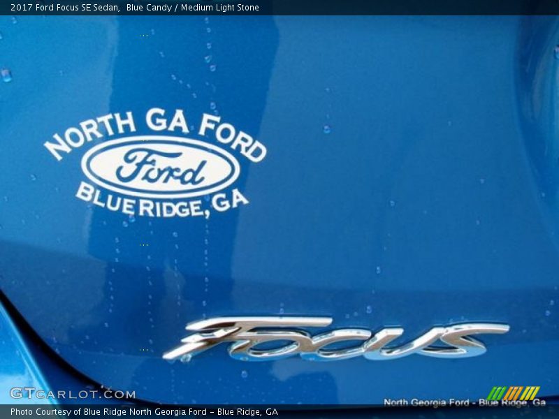 Blue Candy / Medium Light Stone 2017 Ford Focus SE Sedan