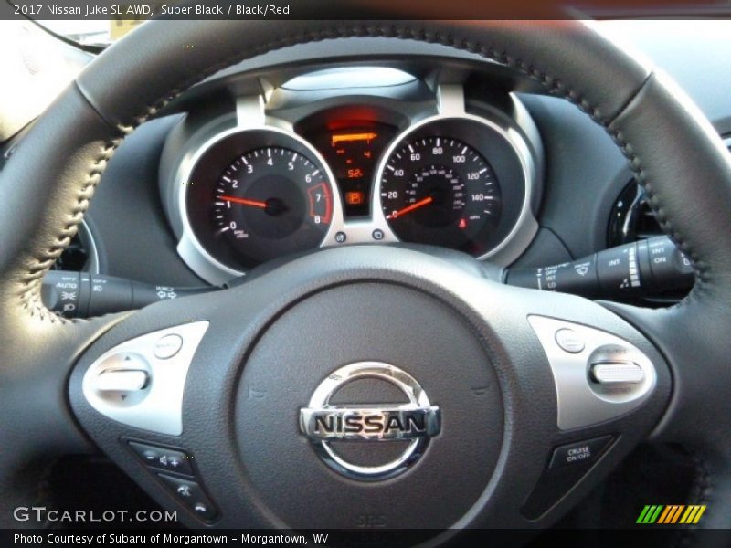 Super Black / Black/Red 2017 Nissan Juke SL AWD