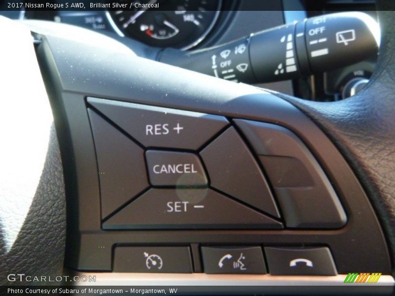 Brilliant Silver / Charcoal 2017 Nissan Rogue S AWD