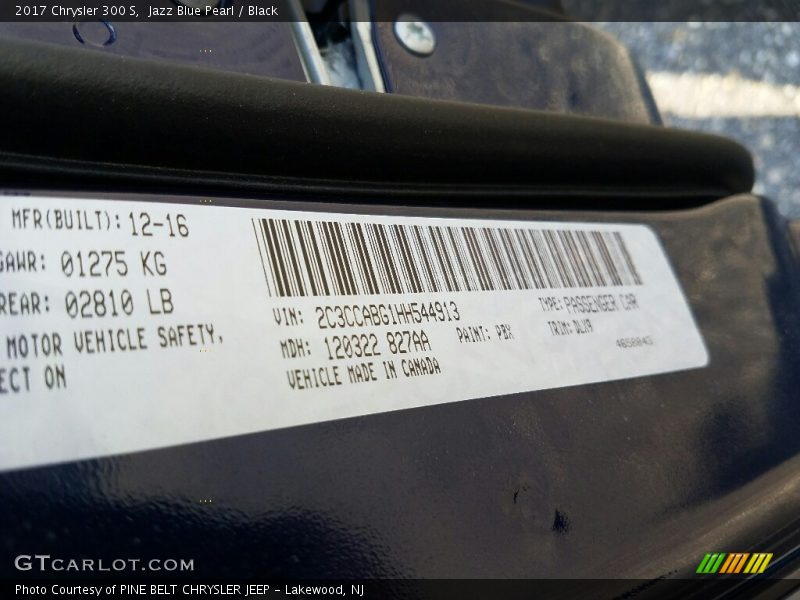 Jazz Blue Pearl / Black 2017 Chrysler 300 S