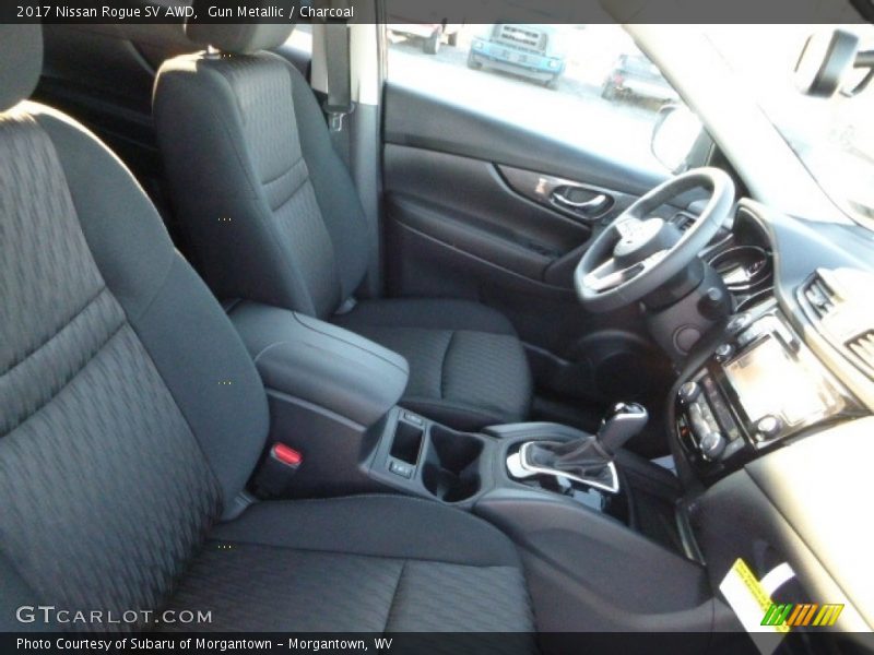 Gun Metallic / Charcoal 2017 Nissan Rogue SV AWD