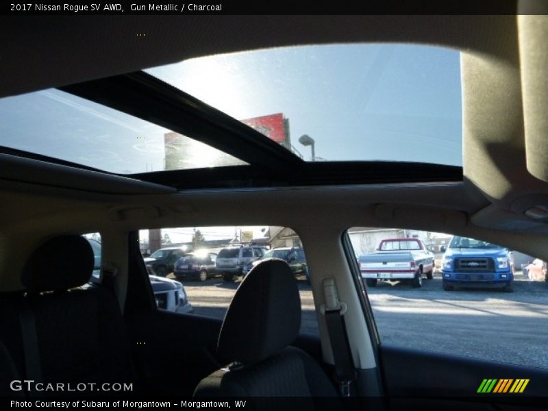 Gun Metallic / Charcoal 2017 Nissan Rogue SV AWD