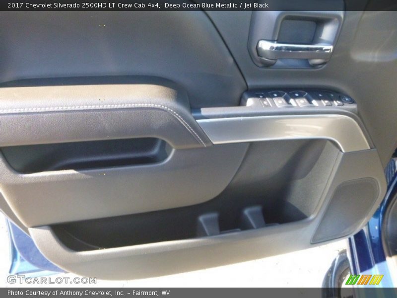 Deep Ocean Blue Metallic / Jet Black 2017 Chevrolet Silverado 2500HD LT Crew Cab 4x4