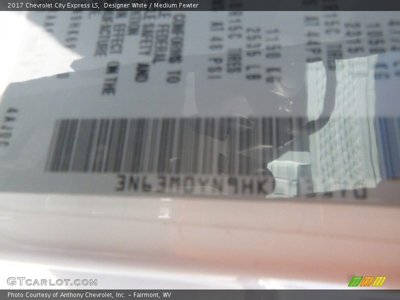 Designer White / Medium Pewter 2017 Chevrolet City Express LS