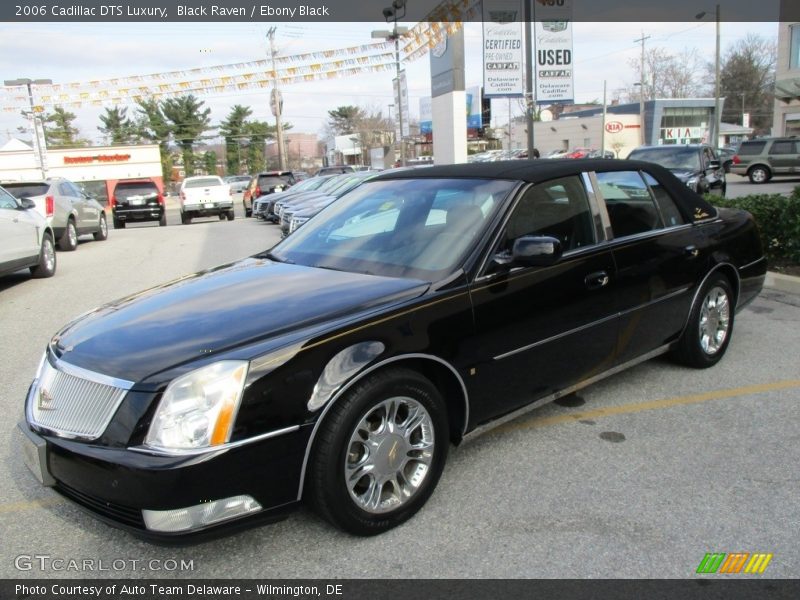 Black Raven / Ebony Black 2006 Cadillac DTS Luxury