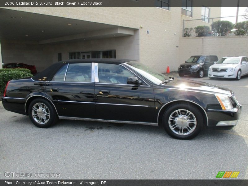 Black Raven / Ebony Black 2006 Cadillac DTS Luxury