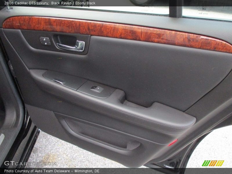 Black Raven / Ebony Black 2006 Cadillac DTS Luxury