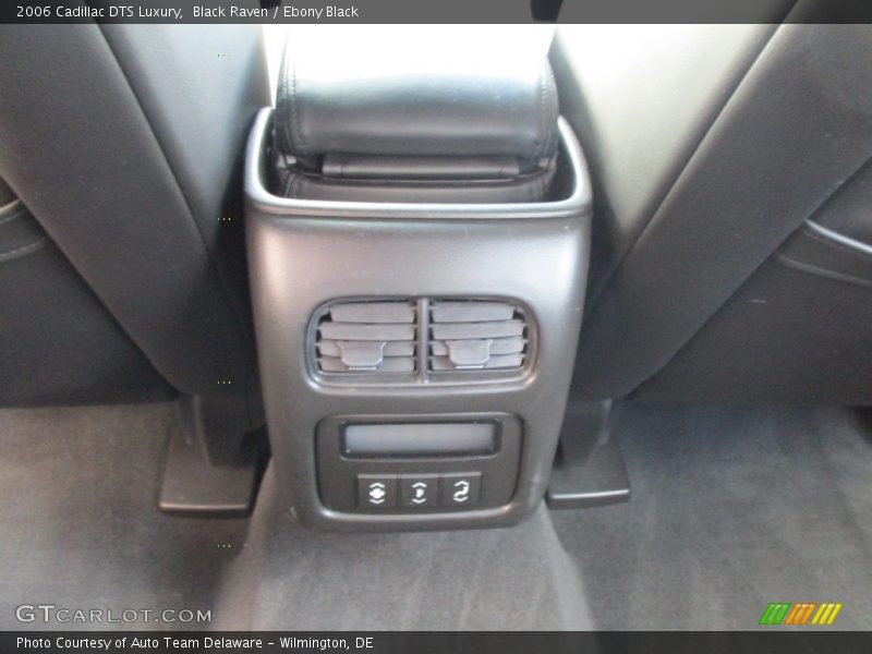 Black Raven / Ebony Black 2006 Cadillac DTS Luxury