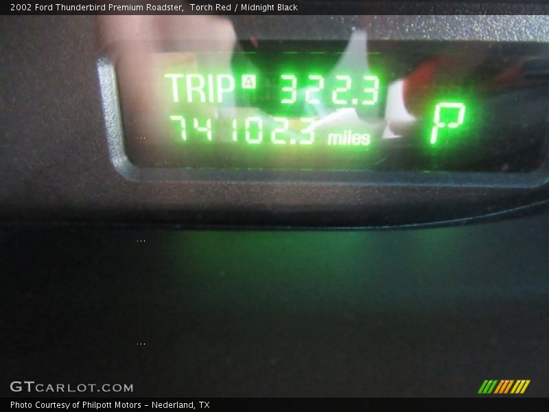 Torch Red / Midnight Black 2002 Ford Thunderbird Premium Roadster