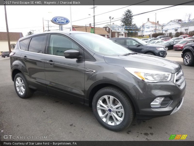 Magnetic / Charcoal Black 2017 Ford Escape SE 4WD