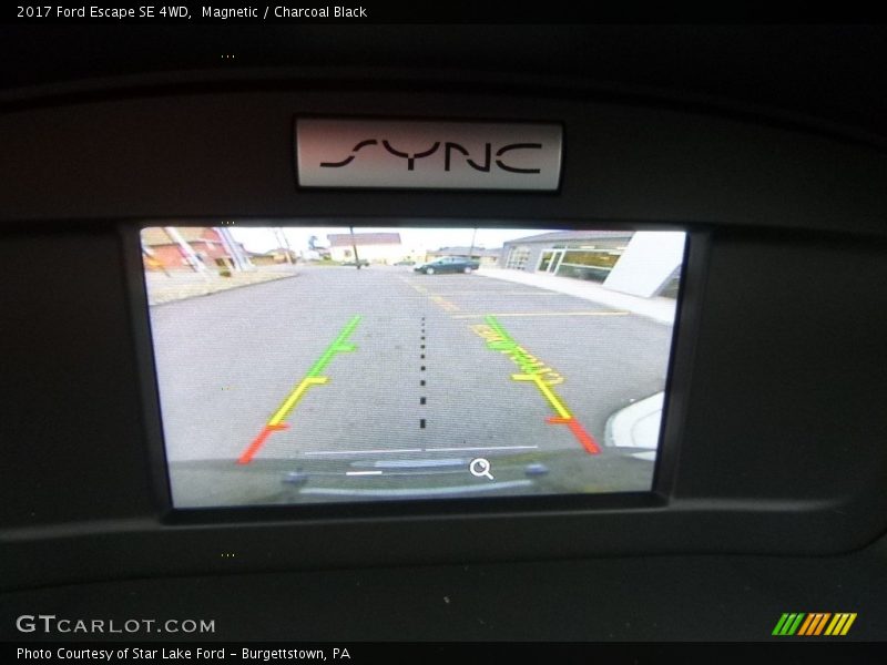 Magnetic / Charcoal Black 2017 Ford Escape SE 4WD