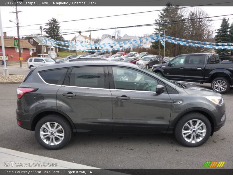 Magnetic / Charcoal Black 2017 Ford Escape SE 4WD