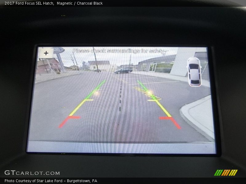 Magnetic / Charcoal Black 2017 Ford Focus SEL Hatch