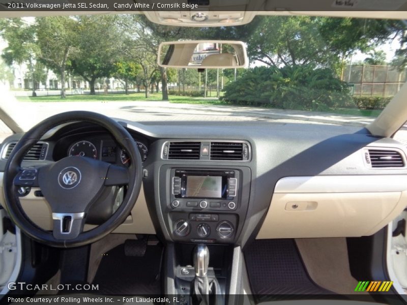 Candy White / Cornsilk Beige 2011 Volkswagen Jetta SEL Sedan