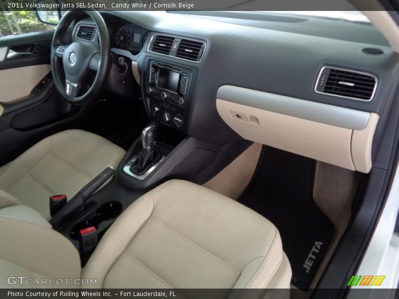 Candy White / Cornsilk Beige 2011 Volkswagen Jetta SEL Sedan
