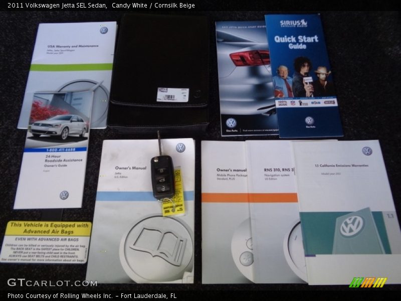 Candy White / Cornsilk Beige 2011 Volkswagen Jetta SEL Sedan