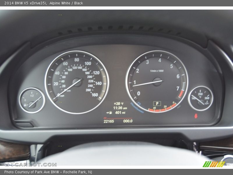 Alpine White / Black 2014 BMW X5 xDrive35i