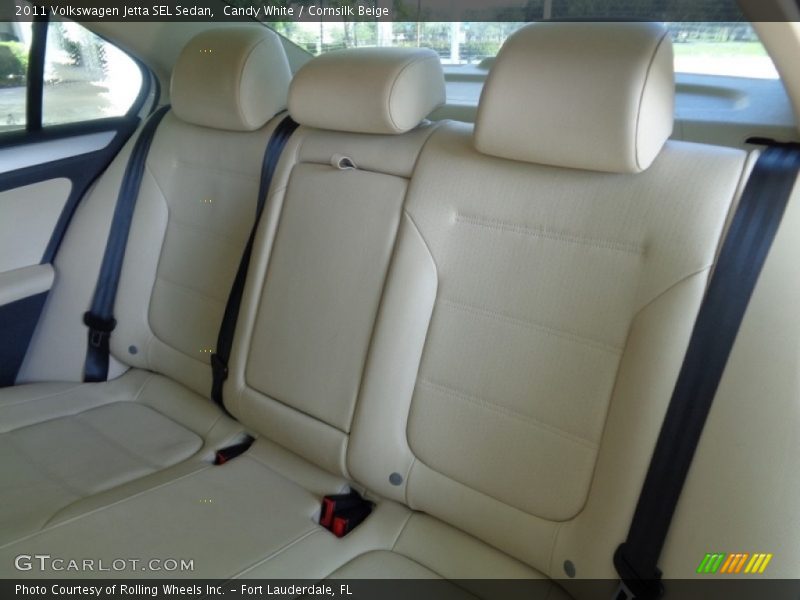Candy White / Cornsilk Beige 2011 Volkswagen Jetta SEL Sedan