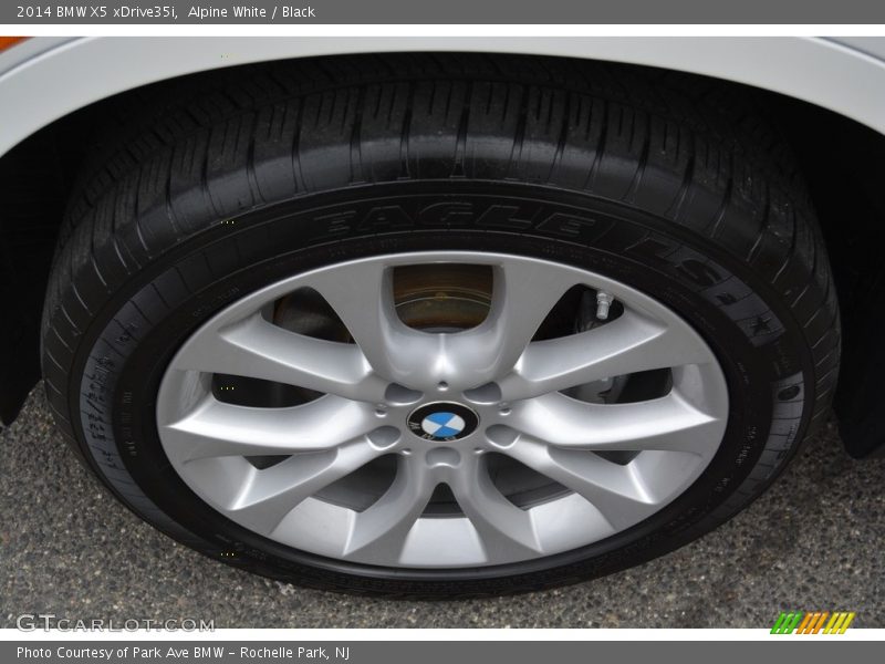 Alpine White / Black 2014 BMW X5 xDrive35i