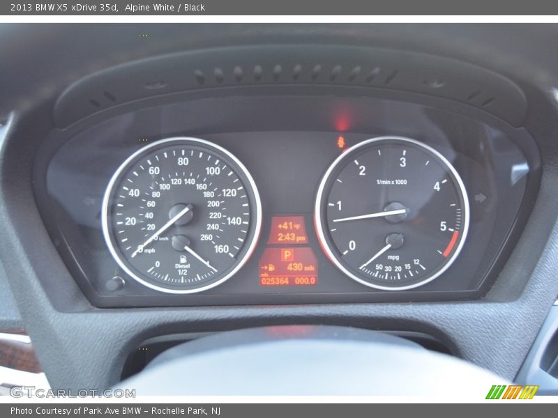 Alpine White / Black 2013 BMW X5 xDrive 35d