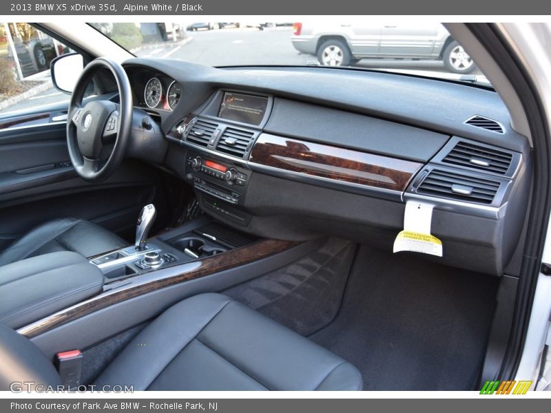 Alpine White / Black 2013 BMW X5 xDrive 35d