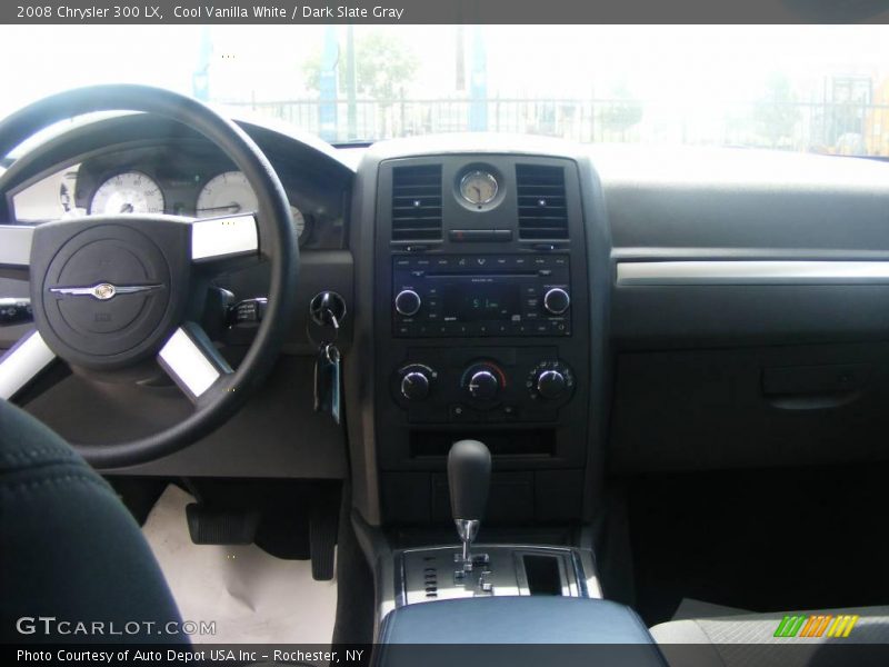 Cool Vanilla White / Dark Slate Gray 2008 Chrysler 300 LX