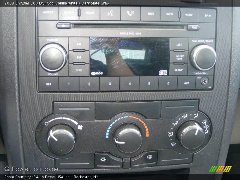 Cool Vanilla White / Dark Slate Gray 2008 Chrysler 300 LX