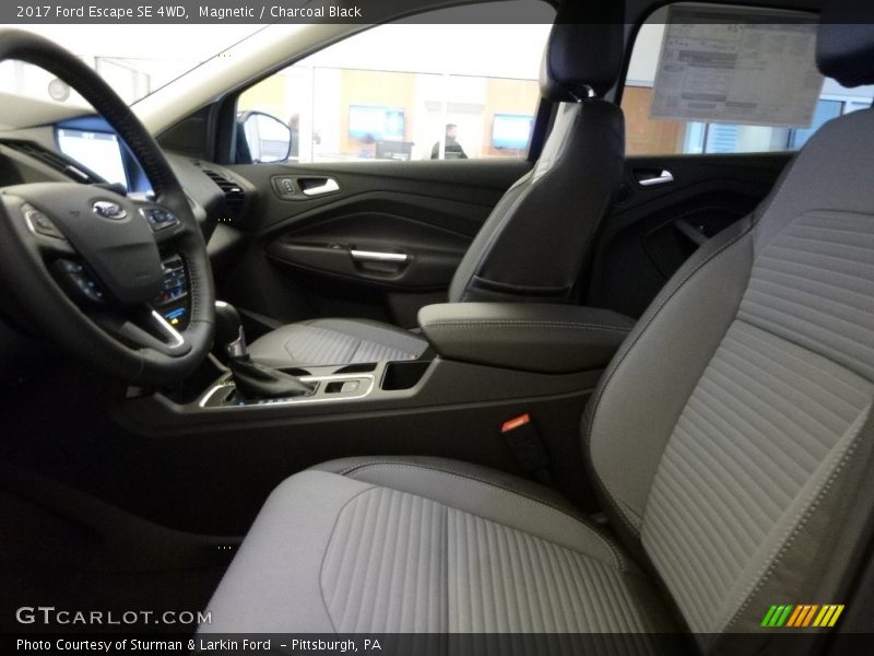 Magnetic / Charcoal Black 2017 Ford Escape SE 4WD