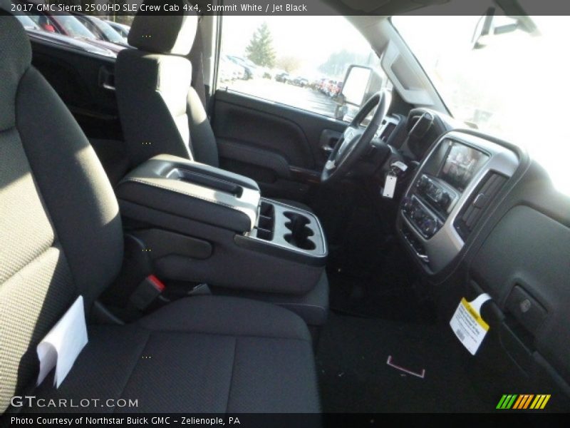 Summit White / Jet Black 2017 GMC Sierra 2500HD SLE Crew Cab 4x4