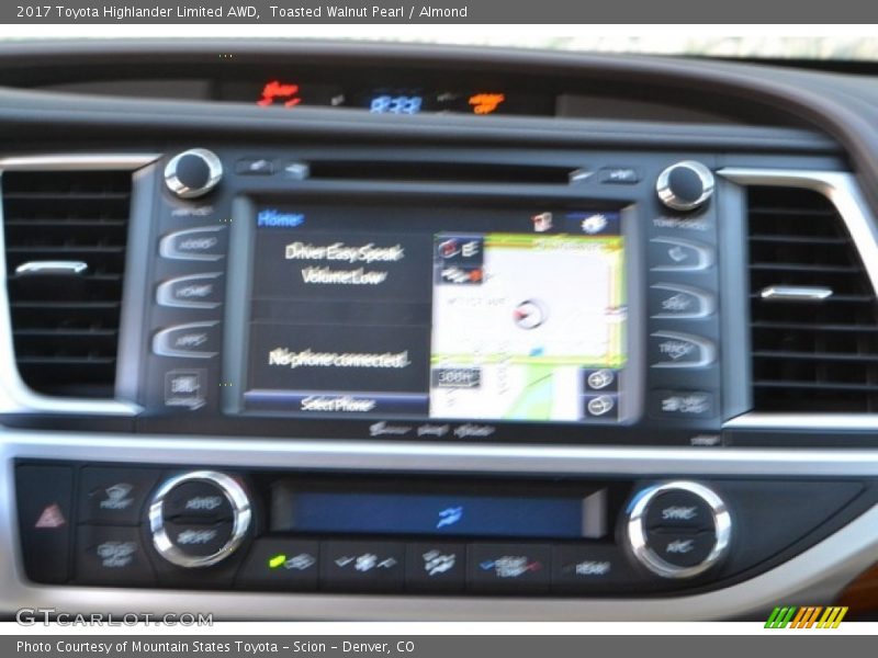 Toasted Walnut Pearl / Almond 2017 Toyota Highlander Limited AWD