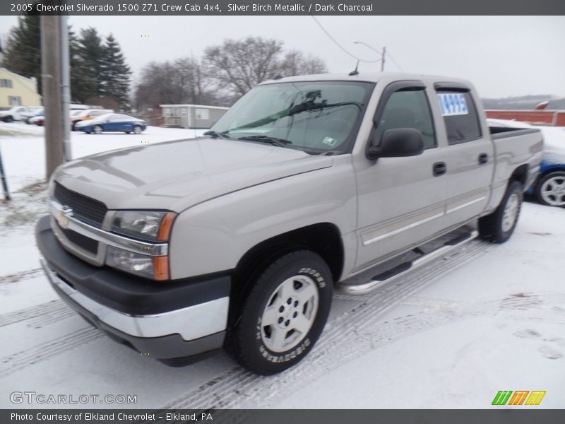 Silver Birch Metallic / Dark Charcoal 2005 Chevrolet Silverado 1500 Z71 Crew Cab 4x4
