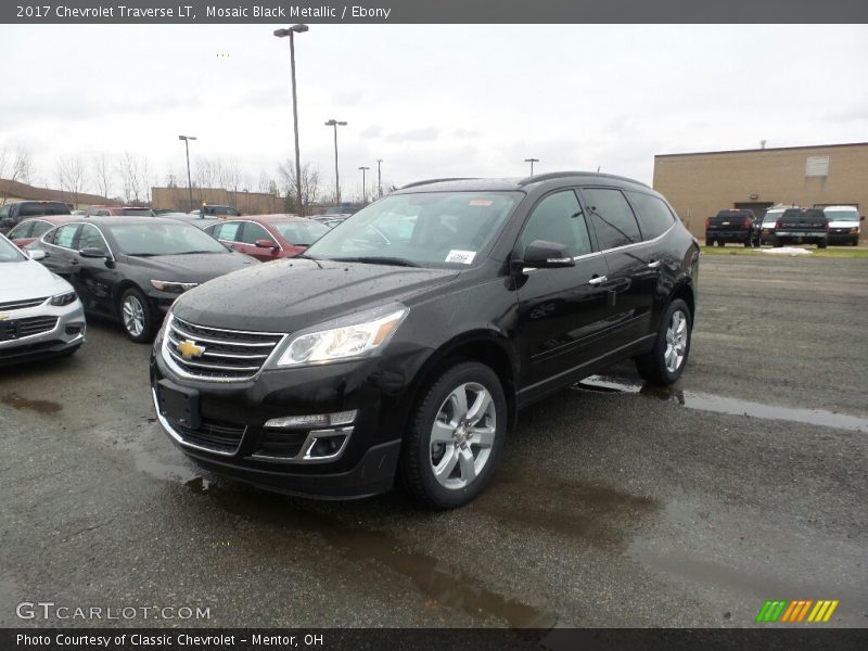 Mosaic Black Metallic / Ebony 2017 Chevrolet Traverse LT