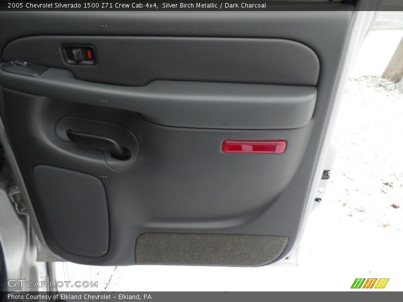 Silver Birch Metallic / Dark Charcoal 2005 Chevrolet Silverado 1500 Z71 Crew Cab 4x4