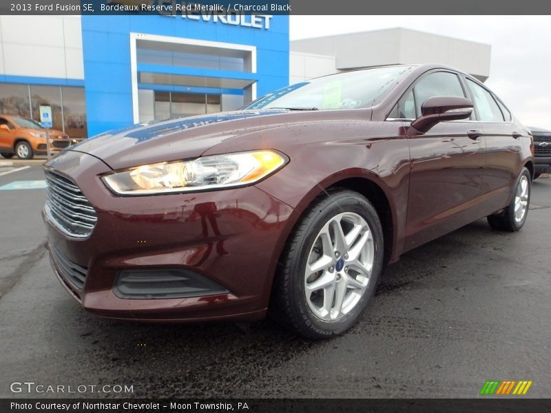 Bordeaux Reserve Red Metallic / Charcoal Black 2013 Ford Fusion SE