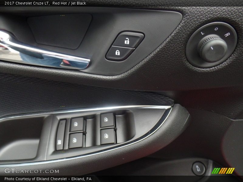 Red Hot / Jet Black 2017 Chevrolet Cruze LT