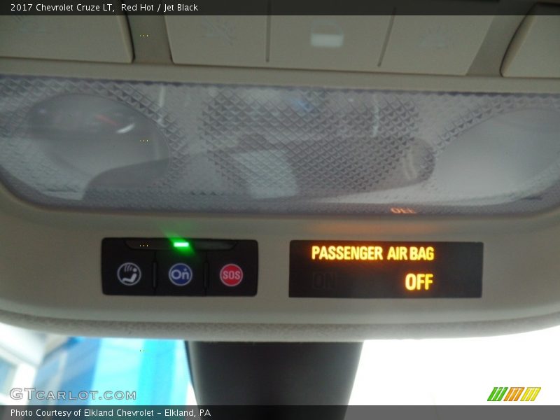 Red Hot / Jet Black 2017 Chevrolet Cruze LT
