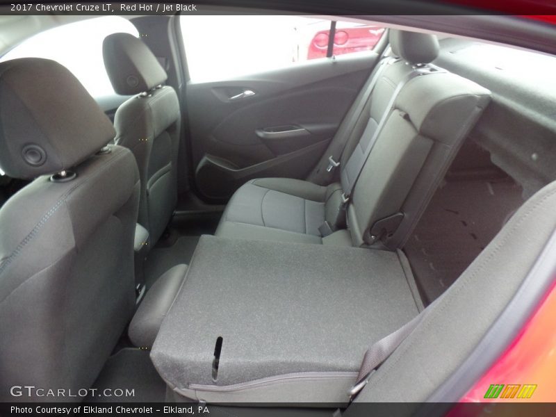 Red Hot / Jet Black 2017 Chevrolet Cruze LT