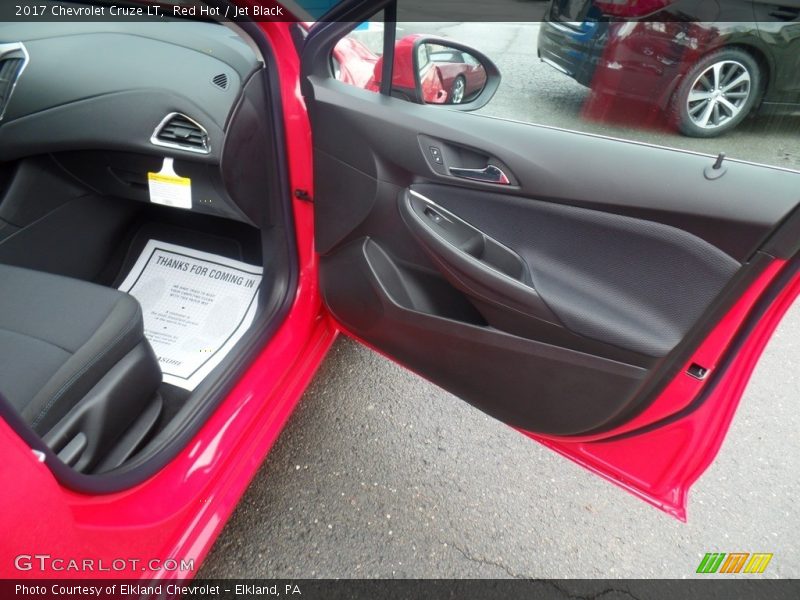 Red Hot / Jet Black 2017 Chevrolet Cruze LT