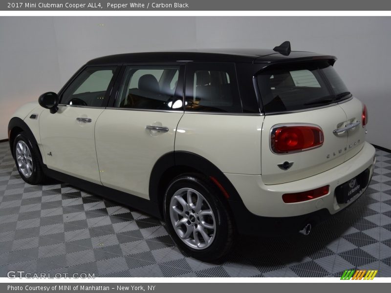 Pepper White / Carbon Black 2017 Mini Clubman Cooper ALL4