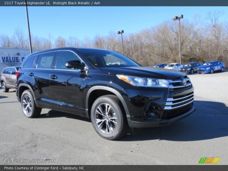 Midnight Black Metallic / Ash 2017 Toyota Highlander LE