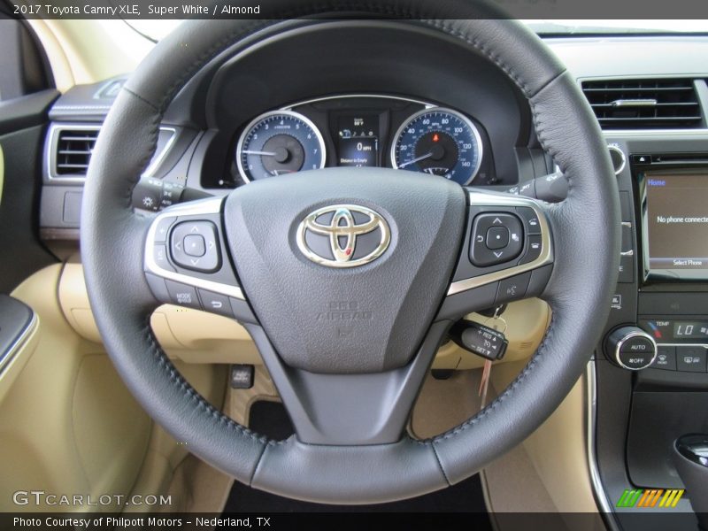 Super White / Almond 2017 Toyota Camry XLE