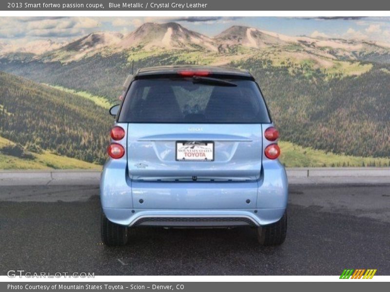 Blue Metallic / Crystal Grey Leather 2013 Smart fortwo passion coupe