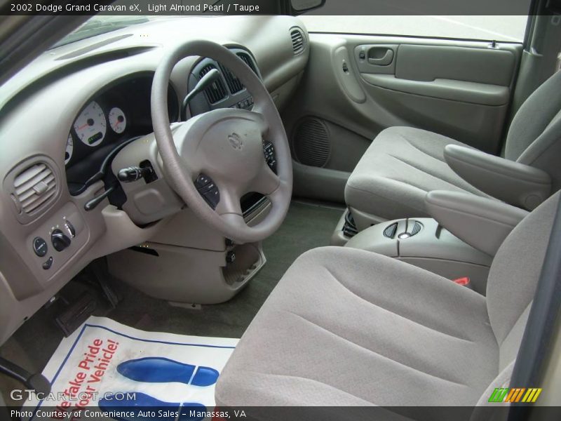 Light Almond Pearl / Taupe 2002 Dodge Grand Caravan eX