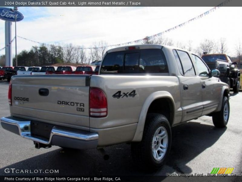Light Almond Pearl Metallic / Taupe 2004 Dodge Dakota SLT Quad Cab 4x4