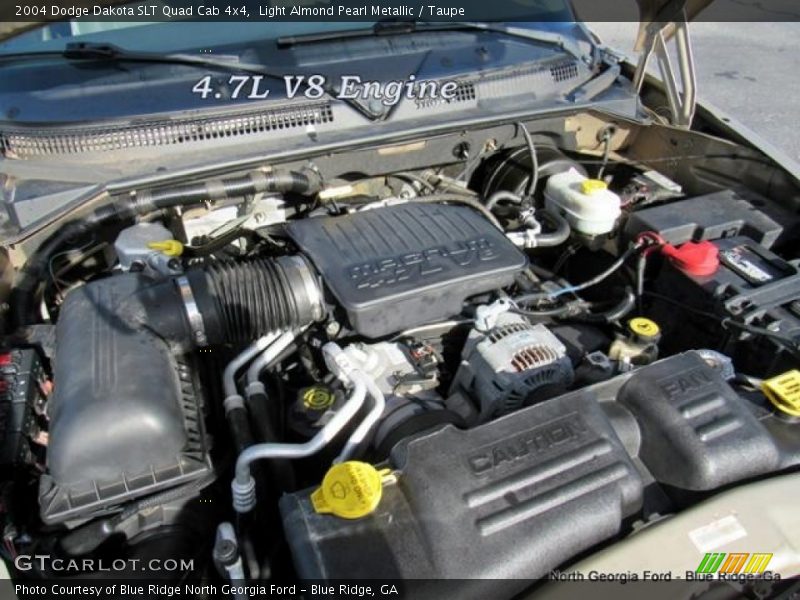 Light Almond Pearl Metallic / Taupe 2004 Dodge Dakota SLT Quad Cab 4x4