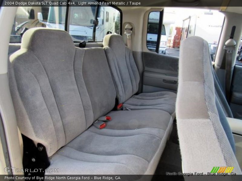 Light Almond Pearl Metallic / Taupe 2004 Dodge Dakota SLT Quad Cab 4x4
