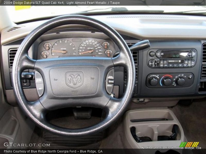 Light Almond Pearl Metallic / Taupe 2004 Dodge Dakota SLT Quad Cab 4x4