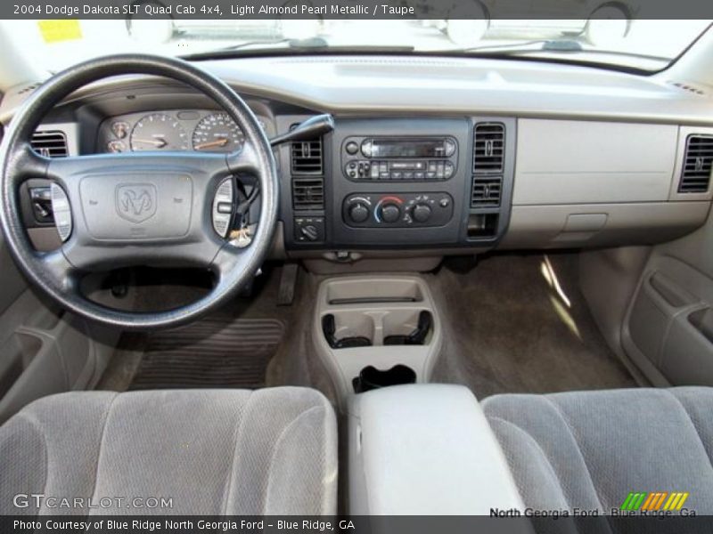 Light Almond Pearl Metallic / Taupe 2004 Dodge Dakota SLT Quad Cab 4x4