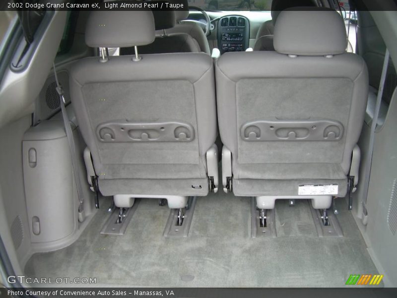 Light Almond Pearl / Taupe 2002 Dodge Grand Caravan eX